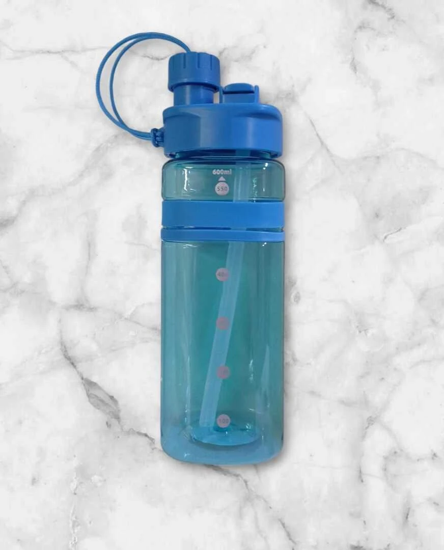 Clear Blue Water Bottle with Measurement Scale, 600ml Transparent Gradient Blue Water Bottle with Carrying Loop