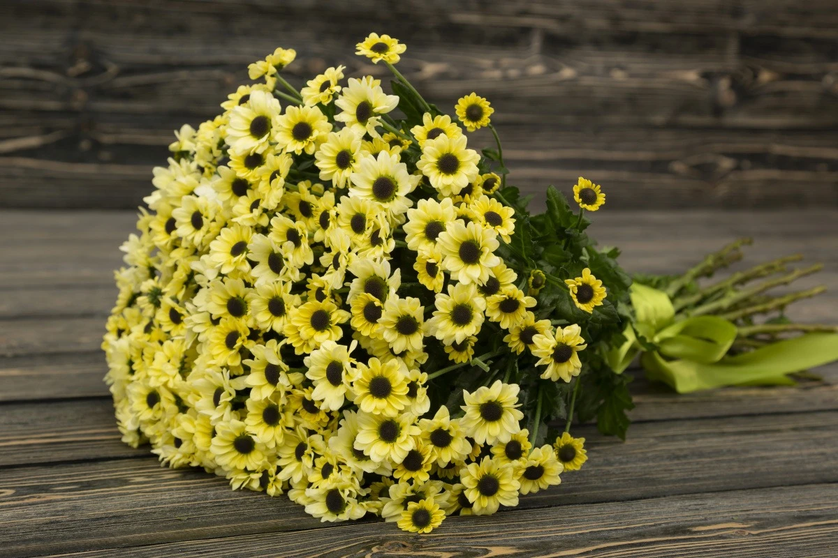 Elegant Round Wicker Basket with Vibrant Yellow Wildflowers  Modern Circular Floral Showpiece for Aesthetic Home Decor
